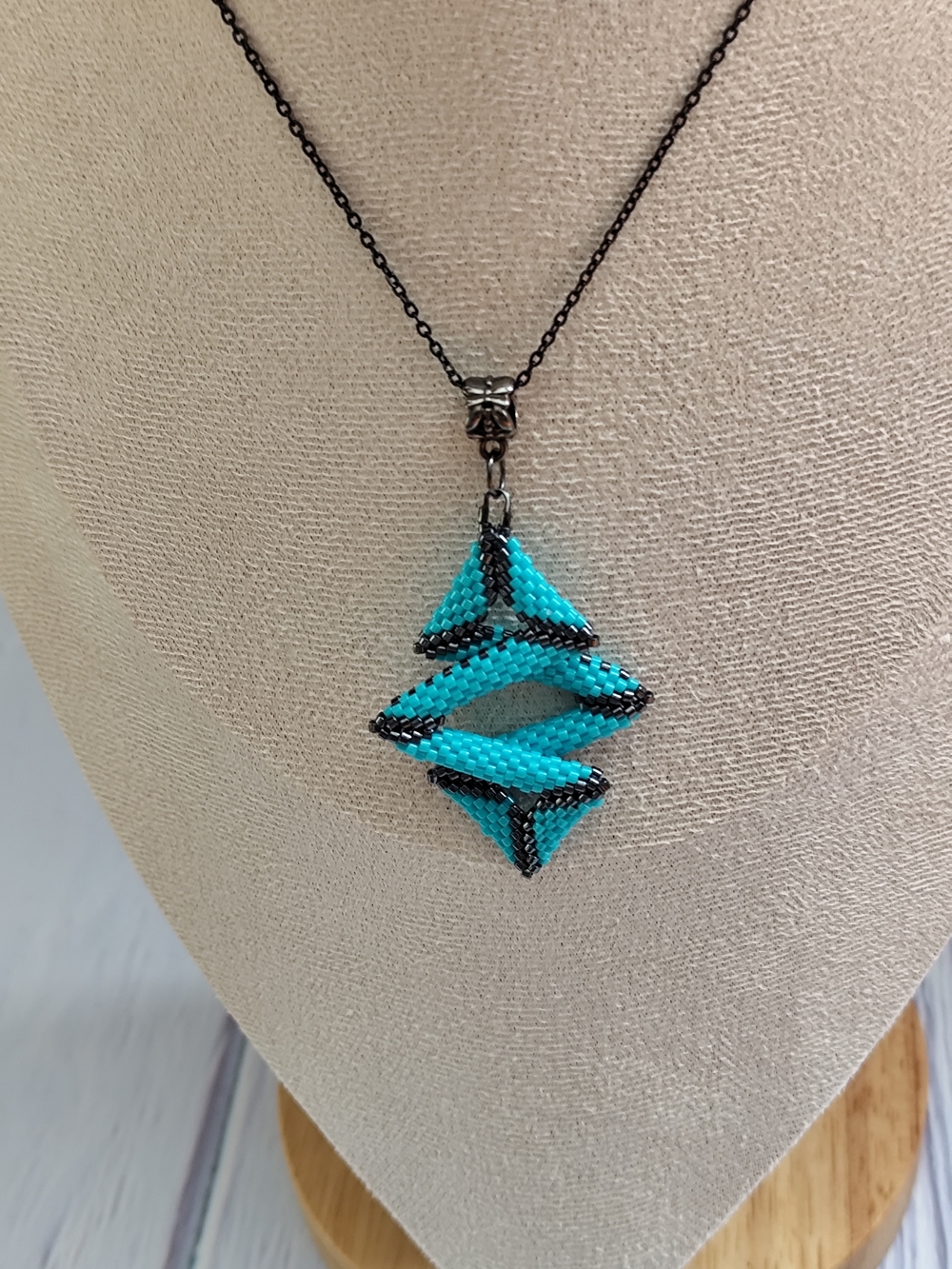 Turquoise and Black Geometric Beaded Pendant Necklace